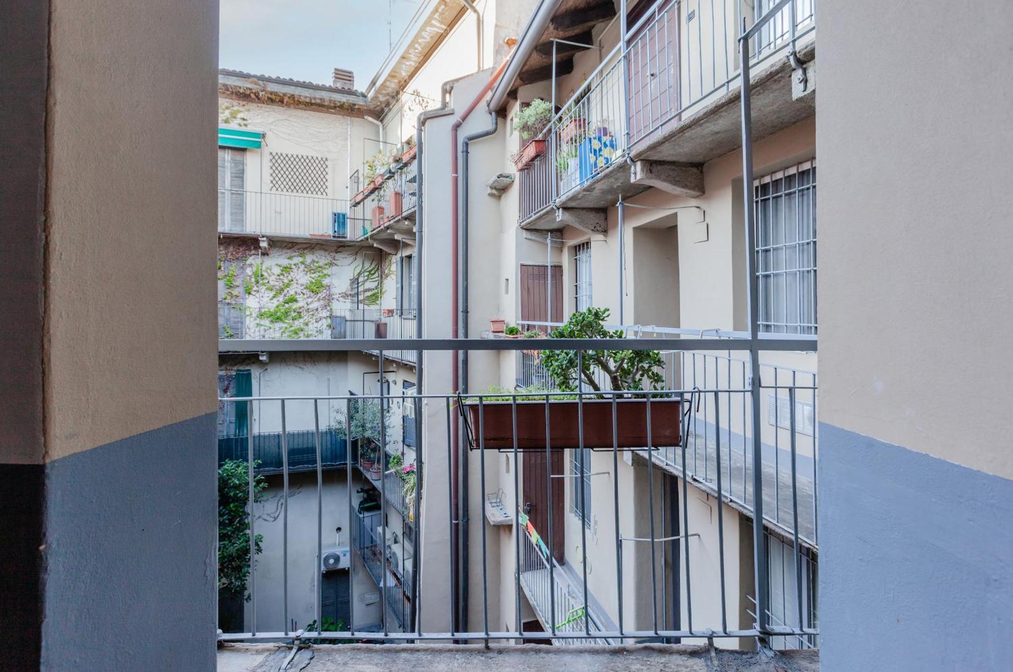 Sant Ambrogio Lovely Flat ميلان المظهر الخارجي الصورة